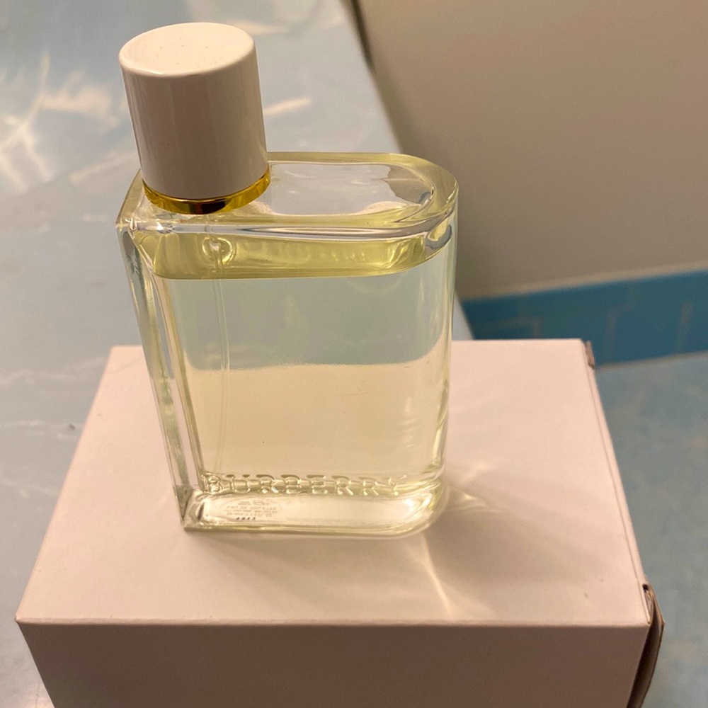 Burberry Her Perfume